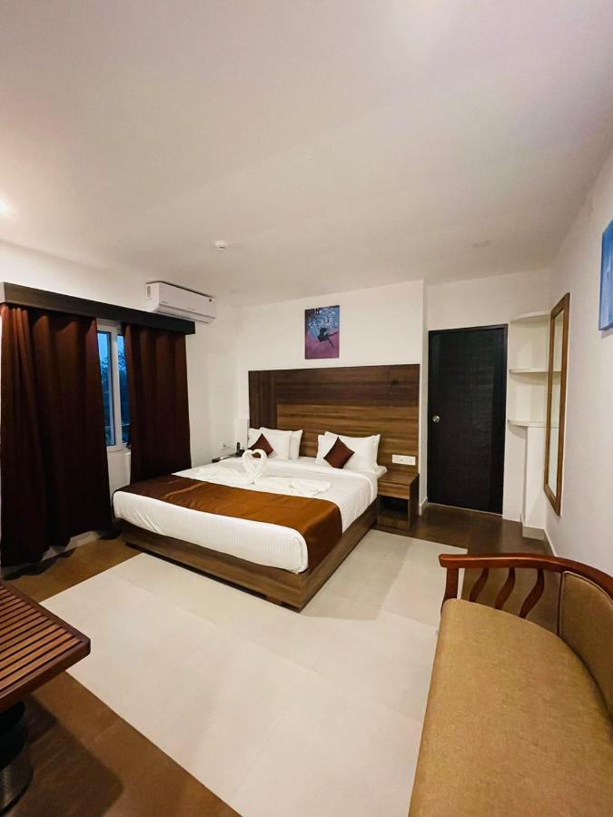 Hotel La Serene Mattannur Mattanur Zewnętrze zdjęcie